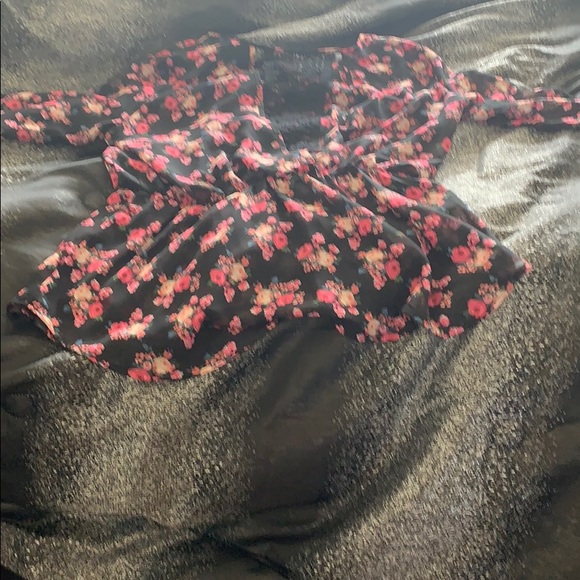 Blouse - Picture 2 of 2